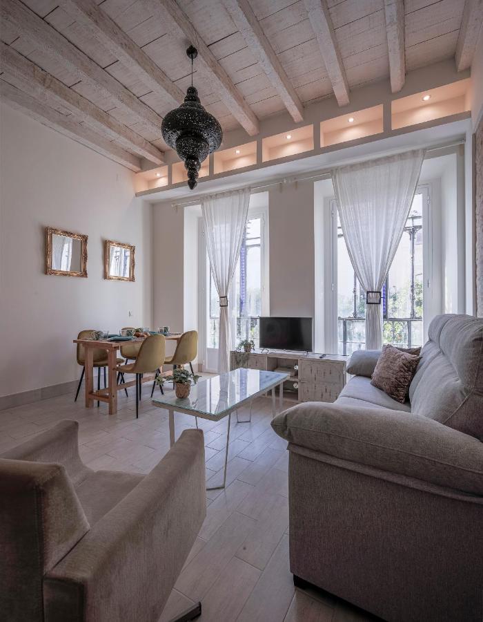 Apartament Julio Cesar Gran De Lujo En El Centro De Sevilla